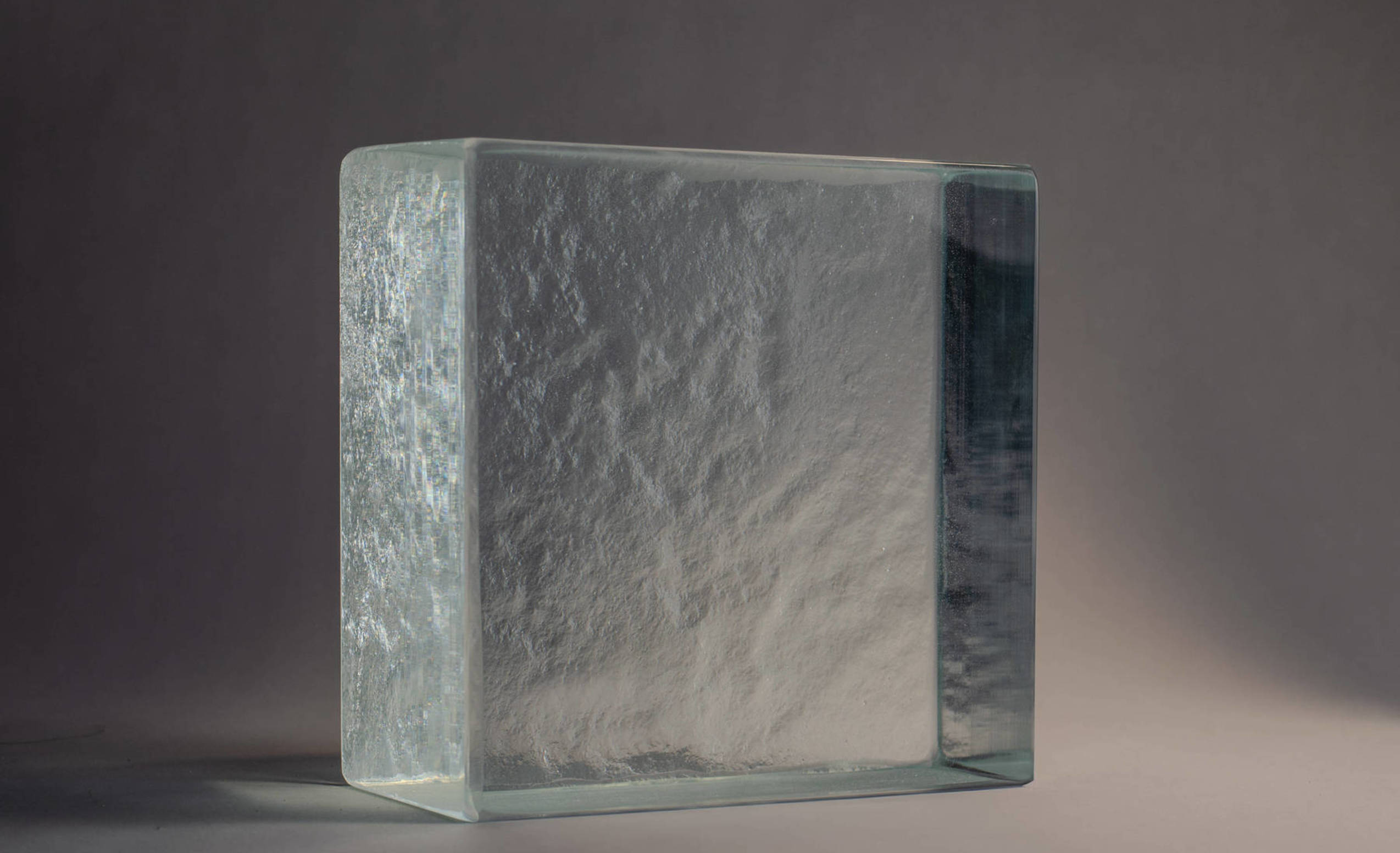 Creekside (shown with Starphire Glass, 2.5