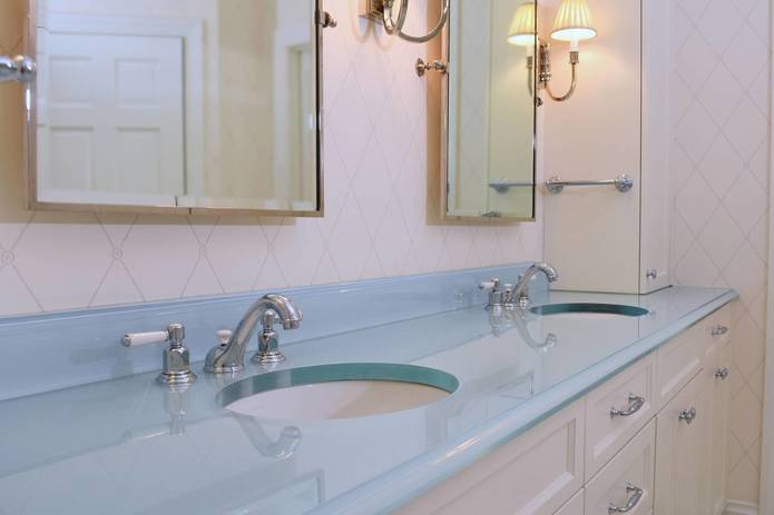 Where Glass Countertops fit into the 2026 Kitchen Trend Landscape